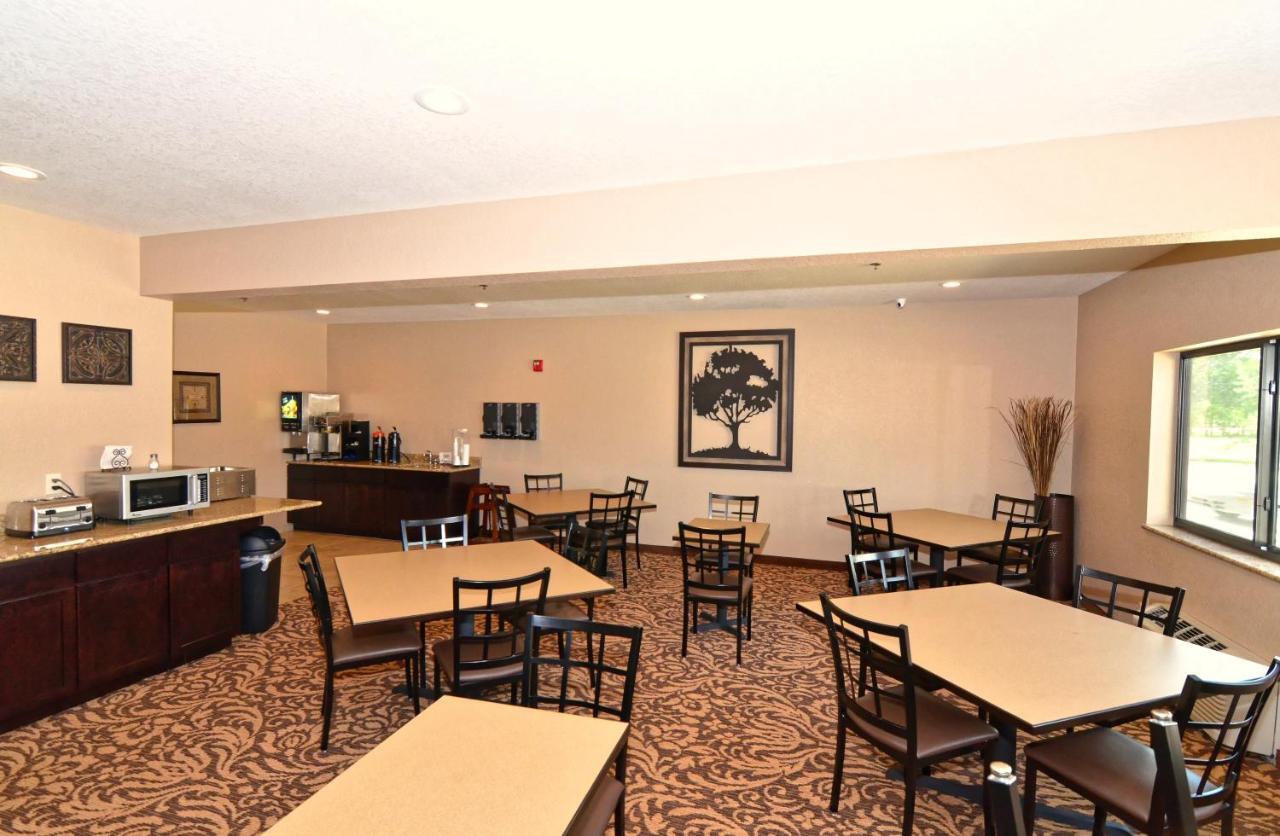 Cobblestone Inn & Suites - Clarion Kültér fotó