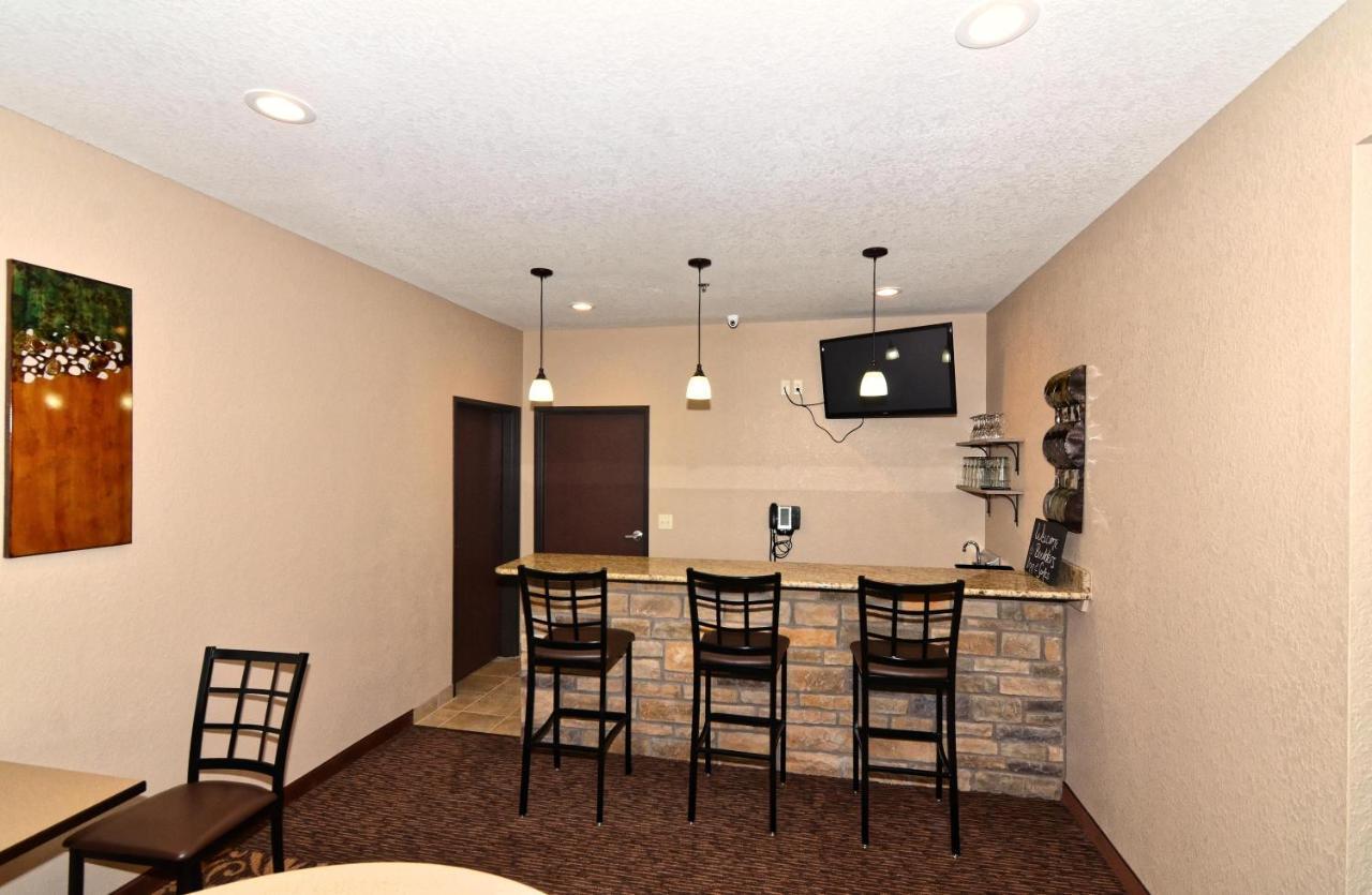 Cobblestone Inn & Suites - Clarion Kültér fotó